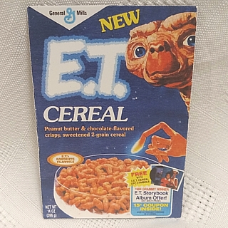 Movie Characters Collectibles - E.T. The Extra-Terrestrial Cereal Flexible Magnet