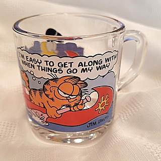 Garfield Collectibles - Garfield McDonalds Mug - I'm Easy To Get Along With When Things Go My Way