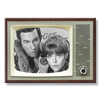 Television from the 1970's Collectibles - Get Smart - Maxwell Smart Agent 86 and Agent 99 Magnet