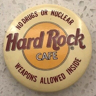 Advertising -Hard Rock Cafe Pinback Button