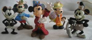 Disney Collectibles - Mickey Mouse Christmas XMas Tree Ornaments
