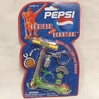 Pepsi-Cola Collectibles - Pepsi Mini Finger Scooter Keychain