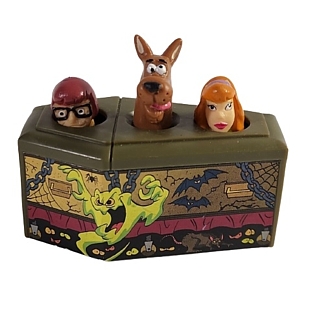 Scooby Doo Collectibles - Scooby Doo, Velma and Daphne Friction Rolling Coffin Figure