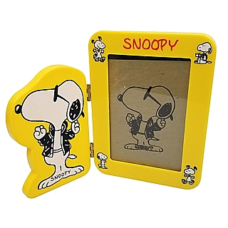 Snoopy Collectibles - Snoopy Plastic Photo Frame