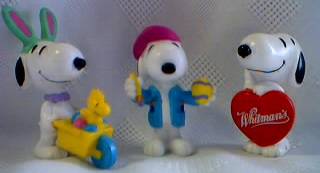 Peanuts Collectibles - Snoopy PVC Whitmans Figures