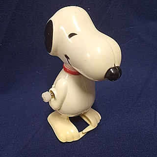 Peanuts Collectibles - Snoopy White Know Wind-up Walker