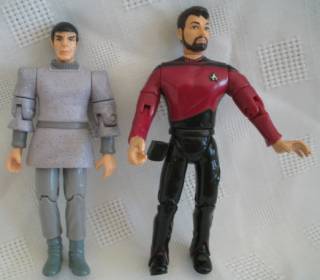 Star Trek Collectibles -The Next Generation Figures Riker and Spock